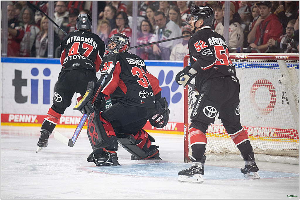 PENNY DEL; Koelner Haie-Duesseldorfer EG ; Koeln, 16.02.2025
